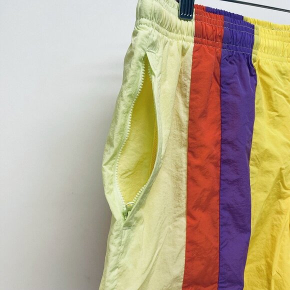 Champion beach Short Size Large Men’s Warm Up Mesh Lining Multicolor Striped New - Picture 9 of 11